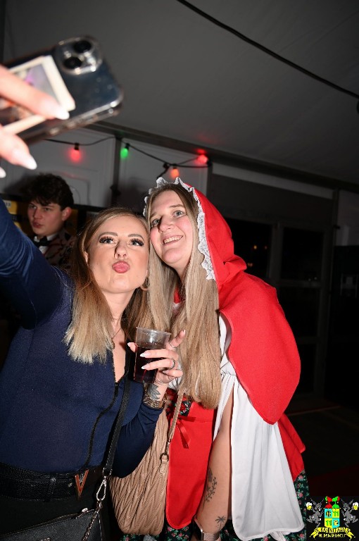 ../Images/Opwarmbal 2026 092.jpg